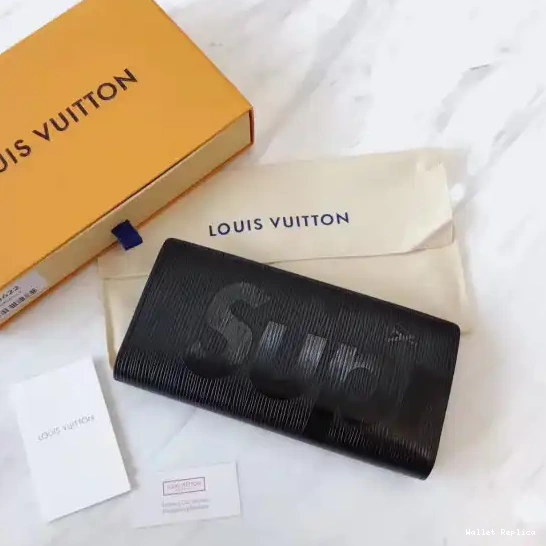 Cheap Louis Vuitton wallet Supreme 0606